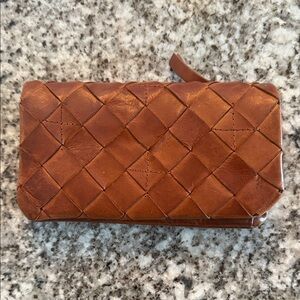 VILENCA Holland Brown Woven Leather Wallet